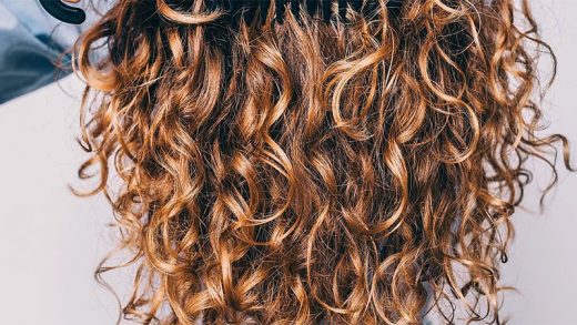 Ways to style fast curls