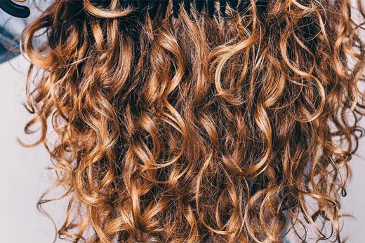 Ways to style fast curls